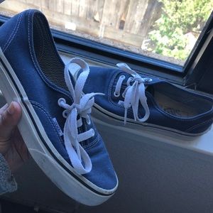 Navy Vans shoe